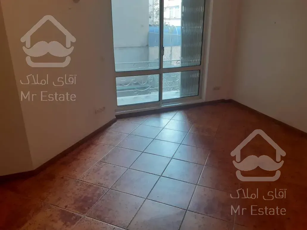 اجاره و رهن آپارتمان زعفرانیه 260  متر شیک