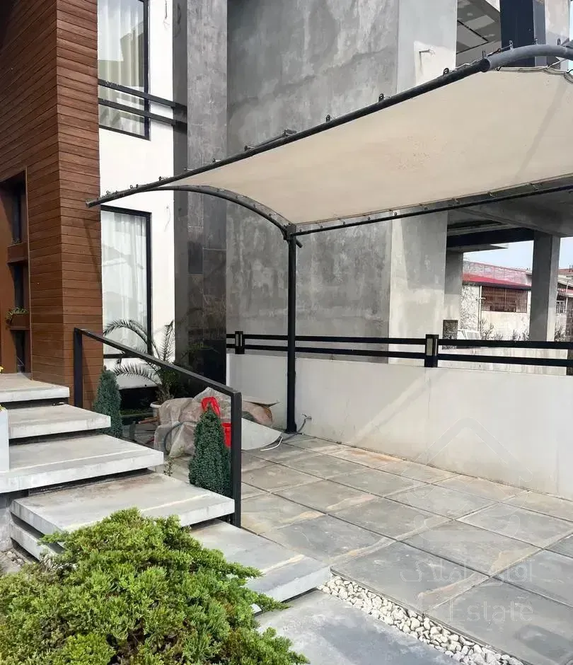 ویلا نوساز تریبلکس استخردار سه خواب با روف«صادقی»