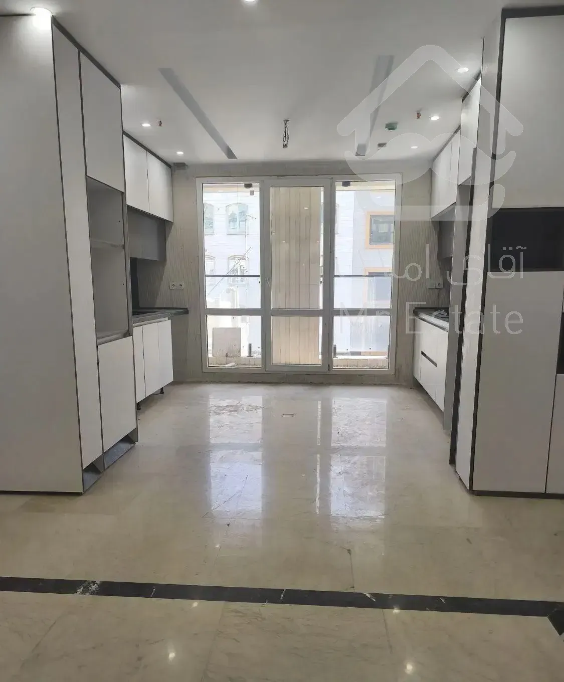 آپارتمان ۱۱۰متری/فول/کلید نخورده/قابل تبدیل