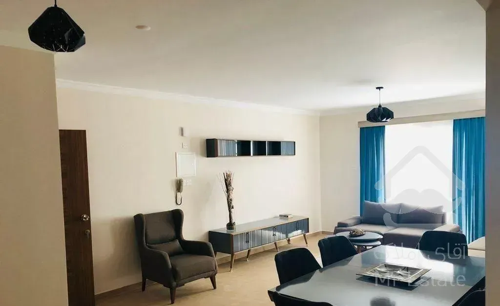 62متر/غرق نور/خوش نقشه/فول امکانات