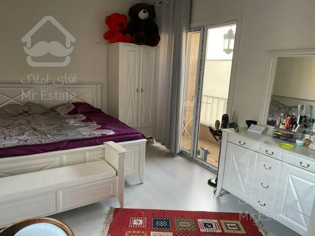 اجاره و رهن آپارتمان زعفرانیه 240  متر شیک