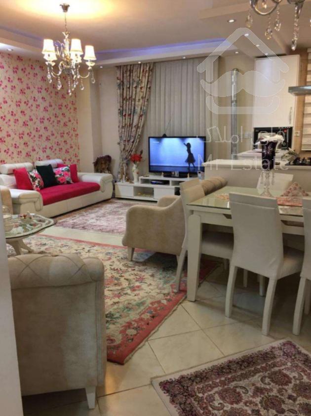 ۸۵متر/۲خواب/۱۸ساله/بلوارفردوس غرب