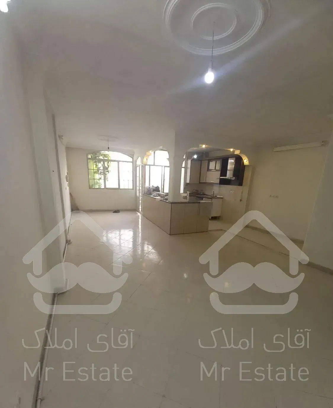 ۸۵ متر ده ونک