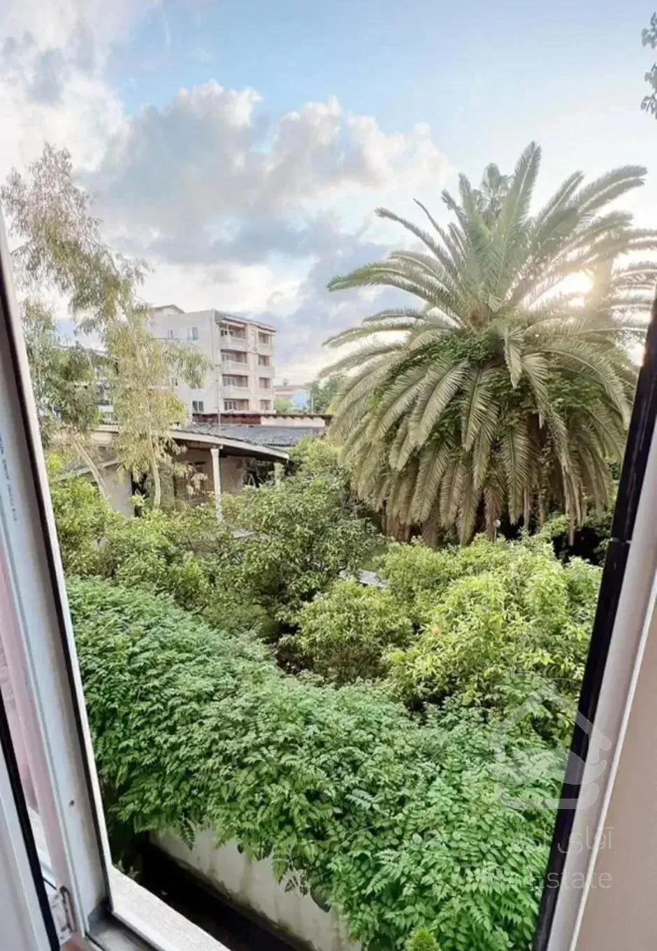 اپارتمان 121 متری 3 خواب متل قو