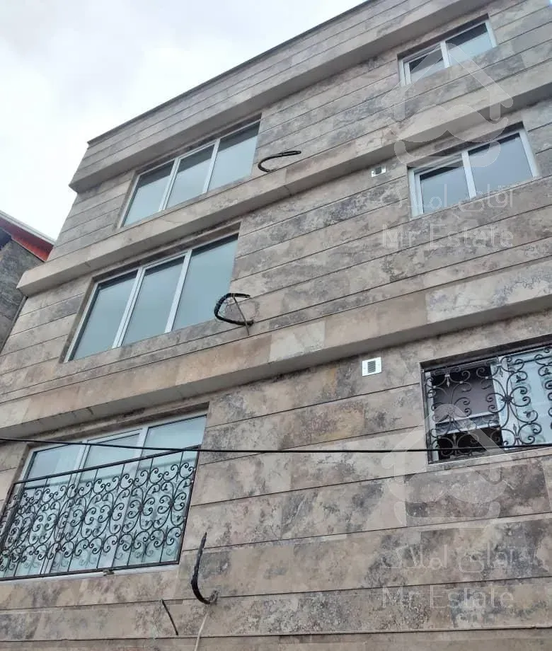 آپارتمان۳تا تک واحده طبقه۲سندتکبرگ کلیدنخورده