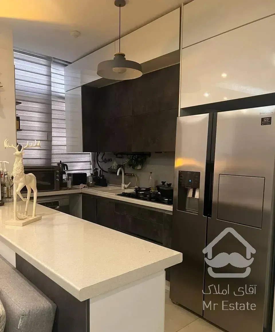 ۸۵ متر ۲ خوابه شاهین شمالی خیابان بهار