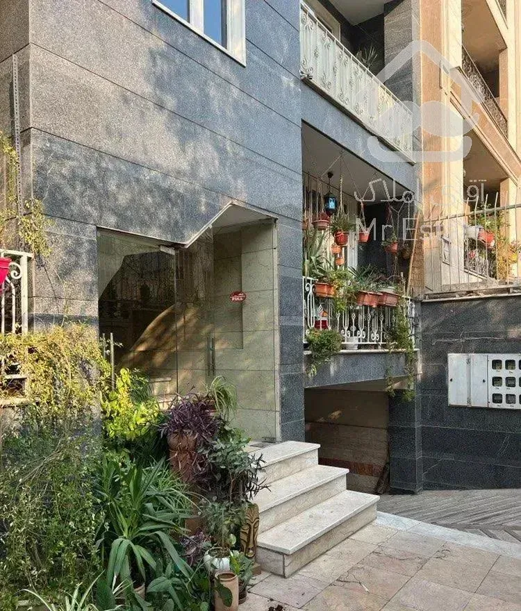 60مترشریعتی باغ صبابالاترازخ ملک