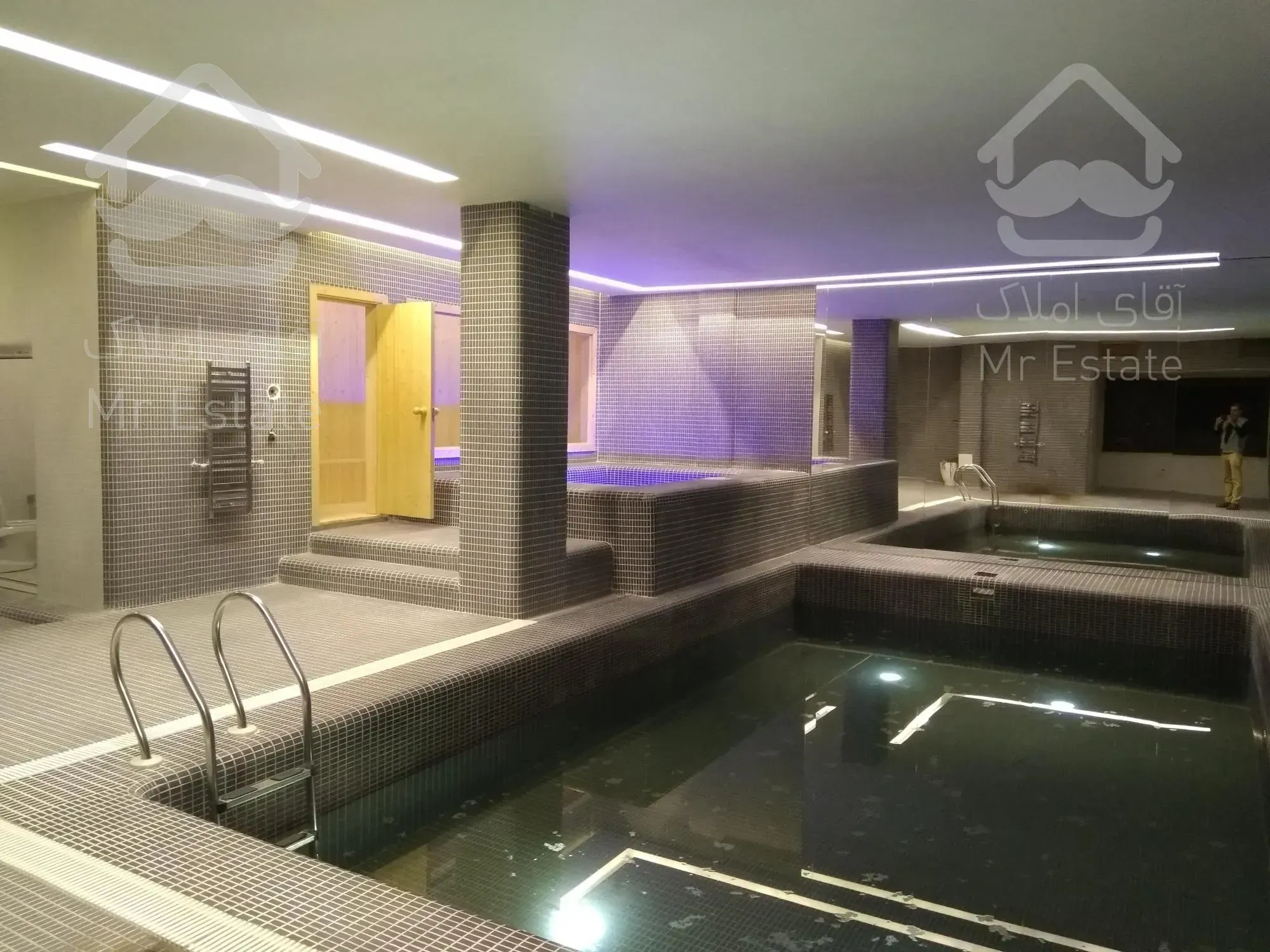 آپارتمان زعفرانیه ۲۳۰ متر