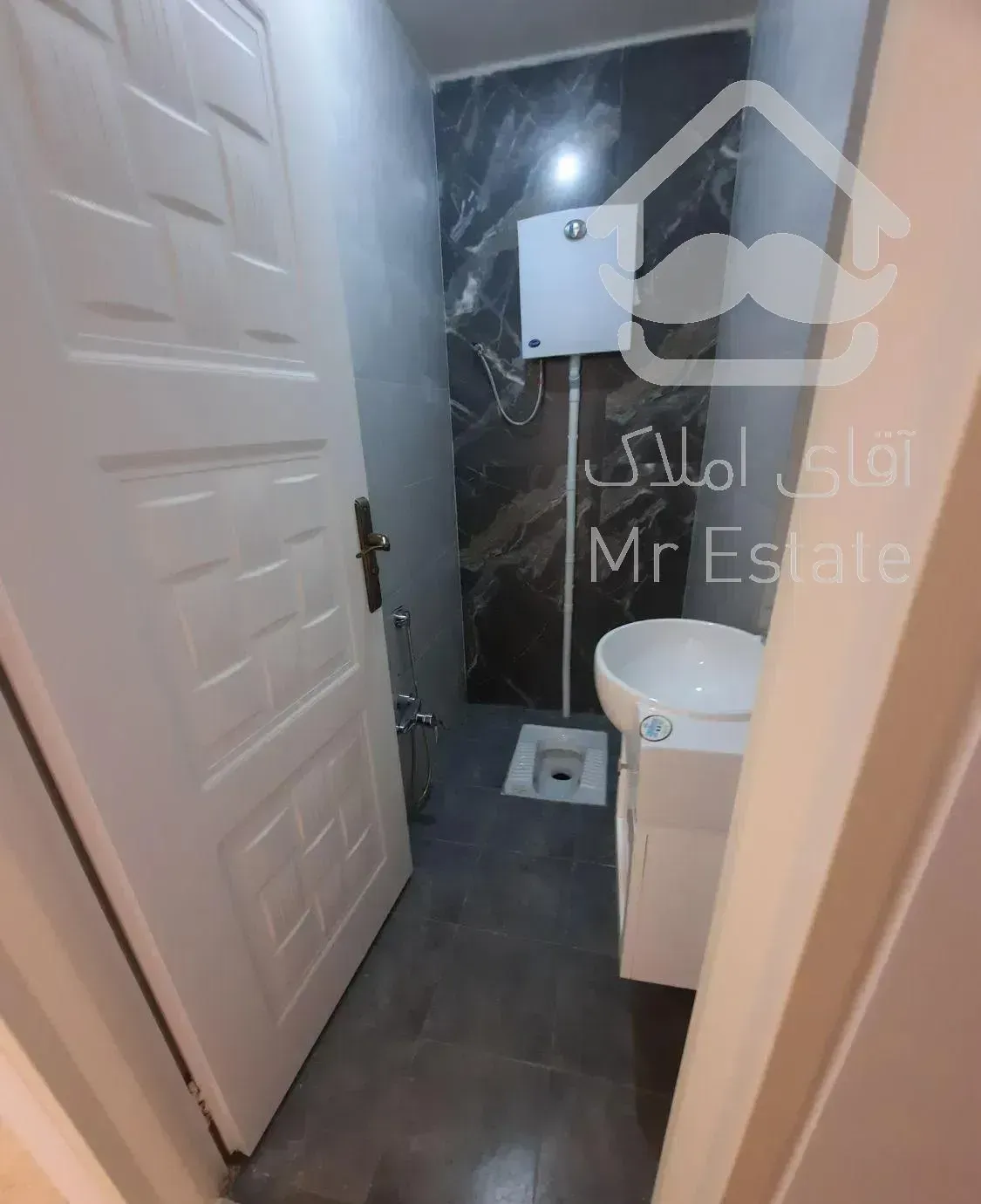 ۱۲۰متر ۲خواب / فول+ لابی + تاپ لوکیشن/کلیدنخورده