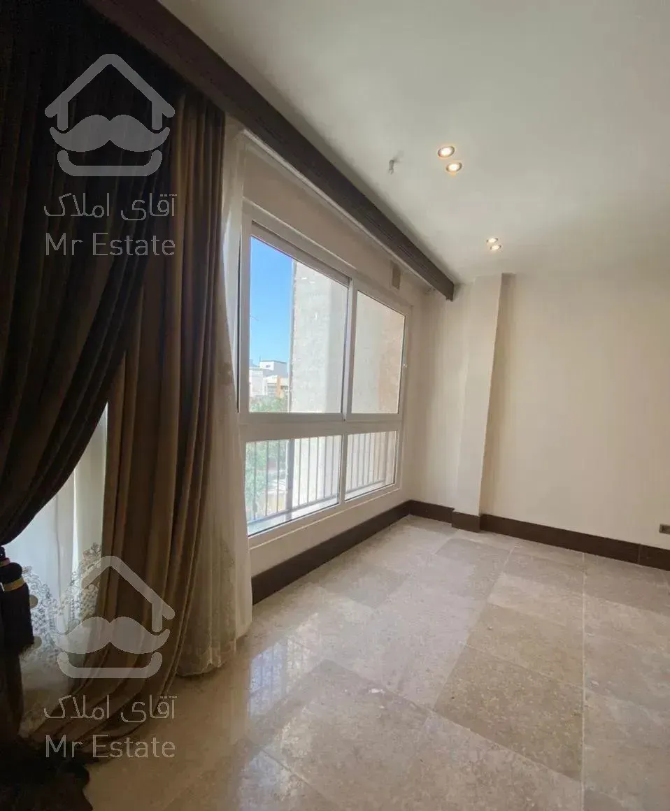 رهن اوایل هنرستان/105متری احسان/لابی/روف