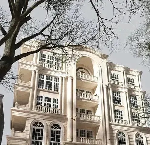 ۱۸۵ متری/سه خواب مستر شیک/تاپ لوکیشن/صفر
