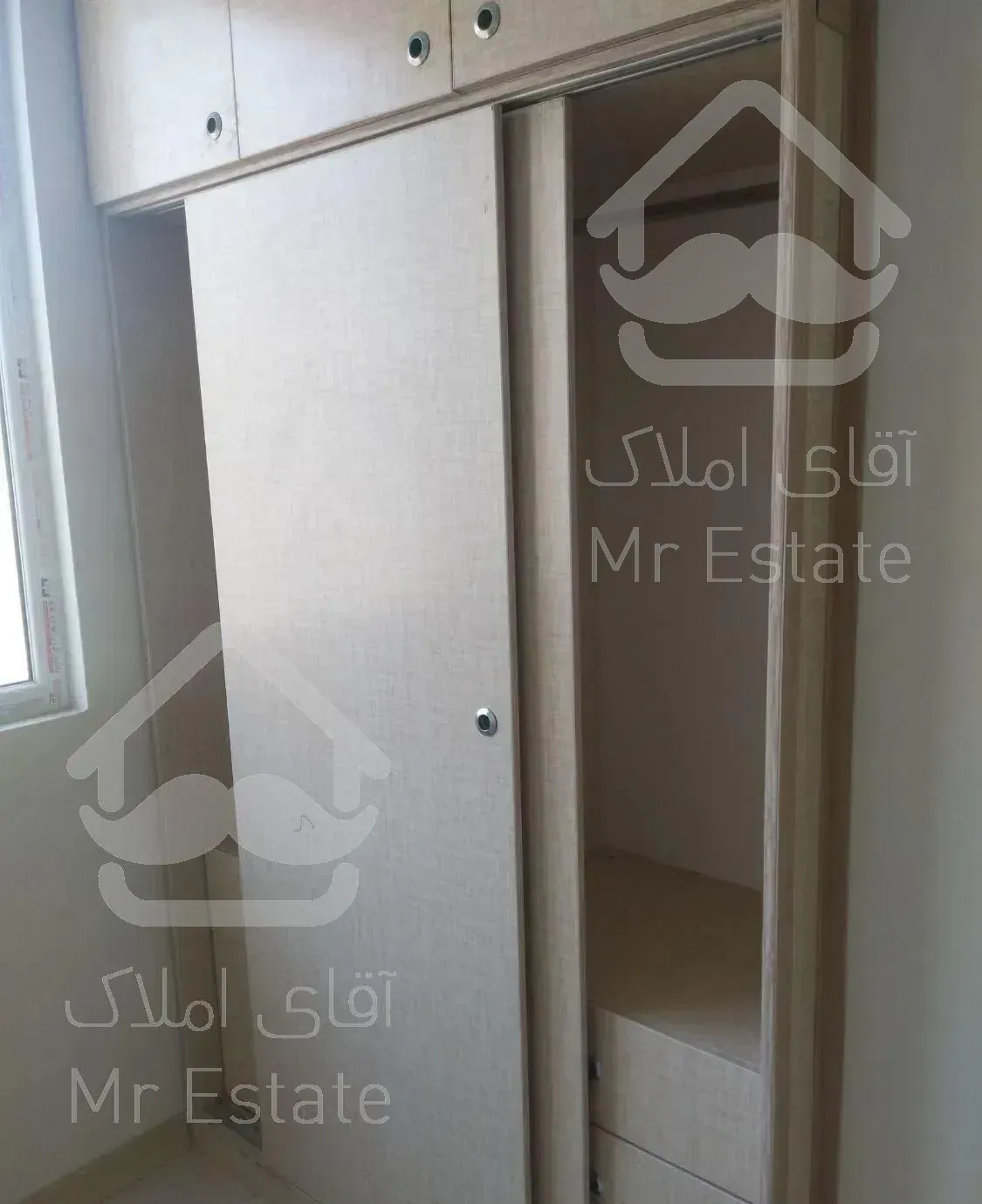 آپارتمان ۱۱۱ متر/ الهیه غرب/ منطقه۲۲