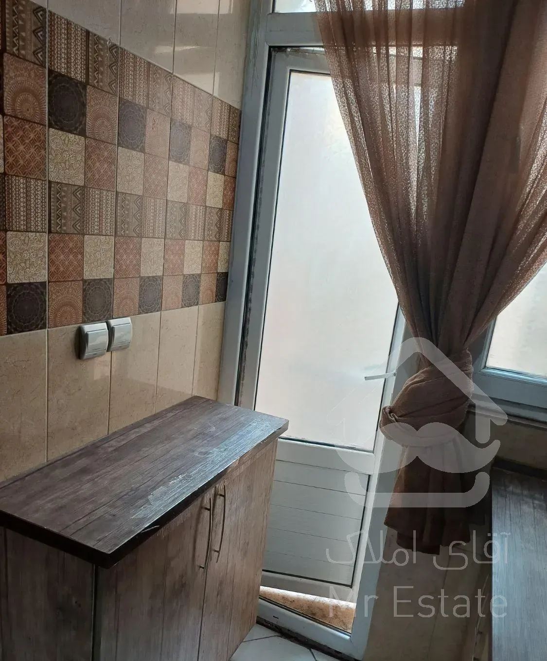 ۳۸ متر.آسانسور دار.تک واحدی