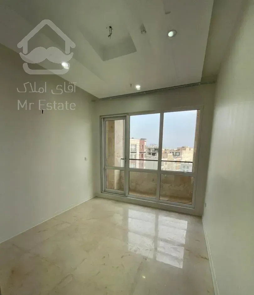 ۱۲۷ متر روبه آفتاب / خوش ساخت