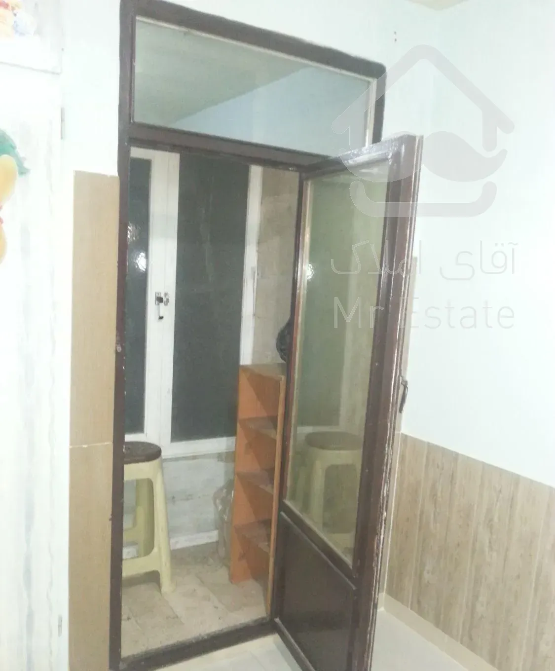 اپارتمان ۴۵ متری با پارکینگ و انباری