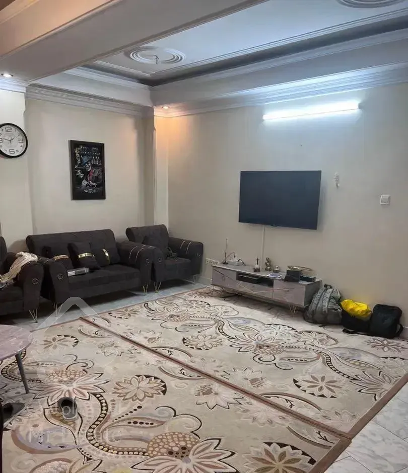 شریعتی معلم ۶۳ متر تکواحدی