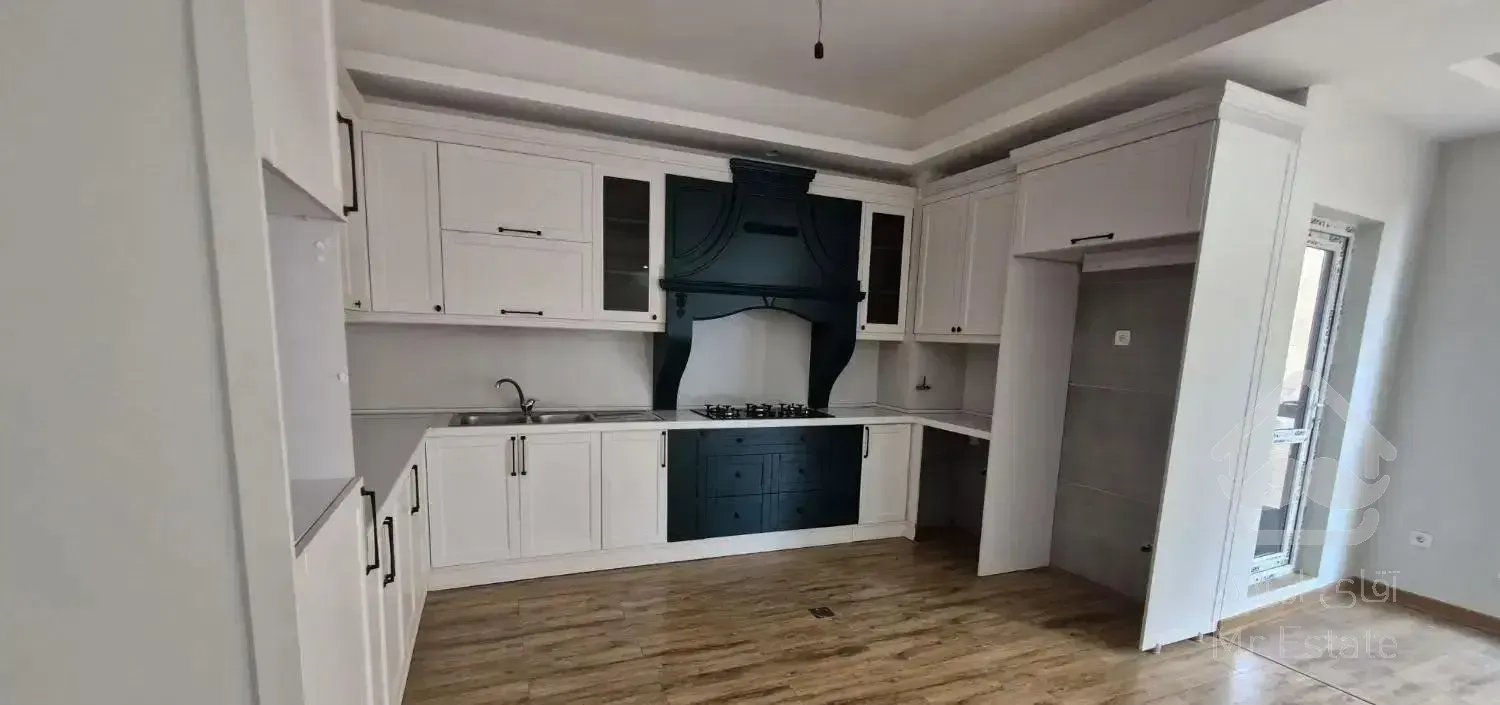 ۱۱۰متر نوساز کلیدنخورده رهن کامل عروس دامادی