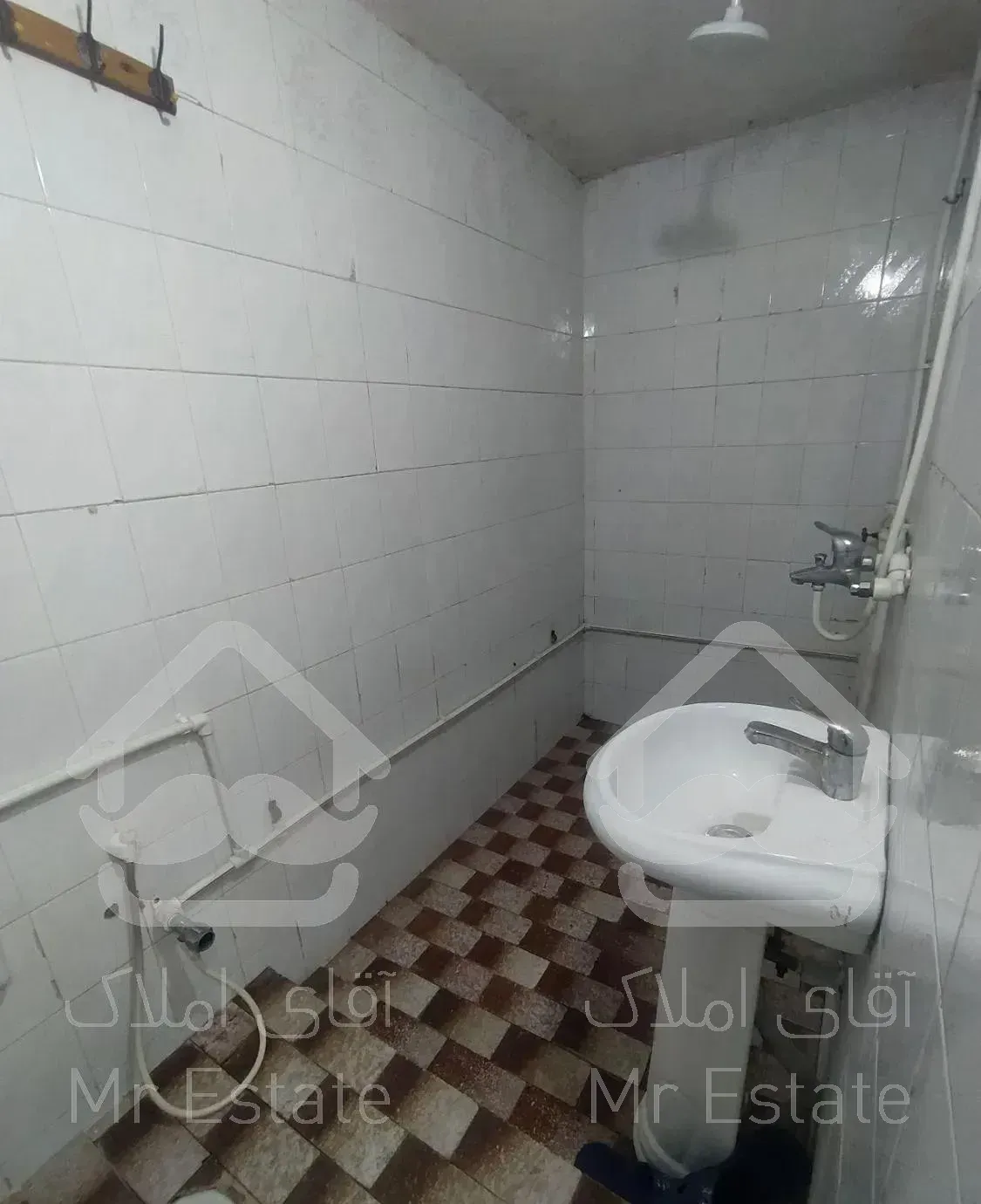 سویت نزدیک حرم کاروان و برای چند خانواده باپارکینگ