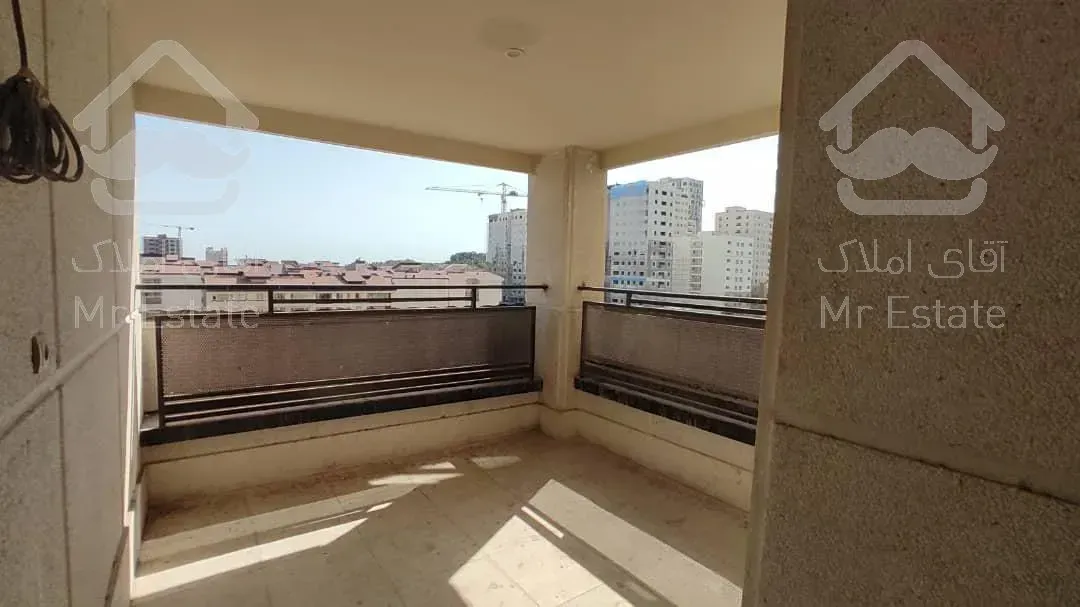 پیش فروش واحد ۱۰۰ متری / دریاچه شهدای خلیج فارس