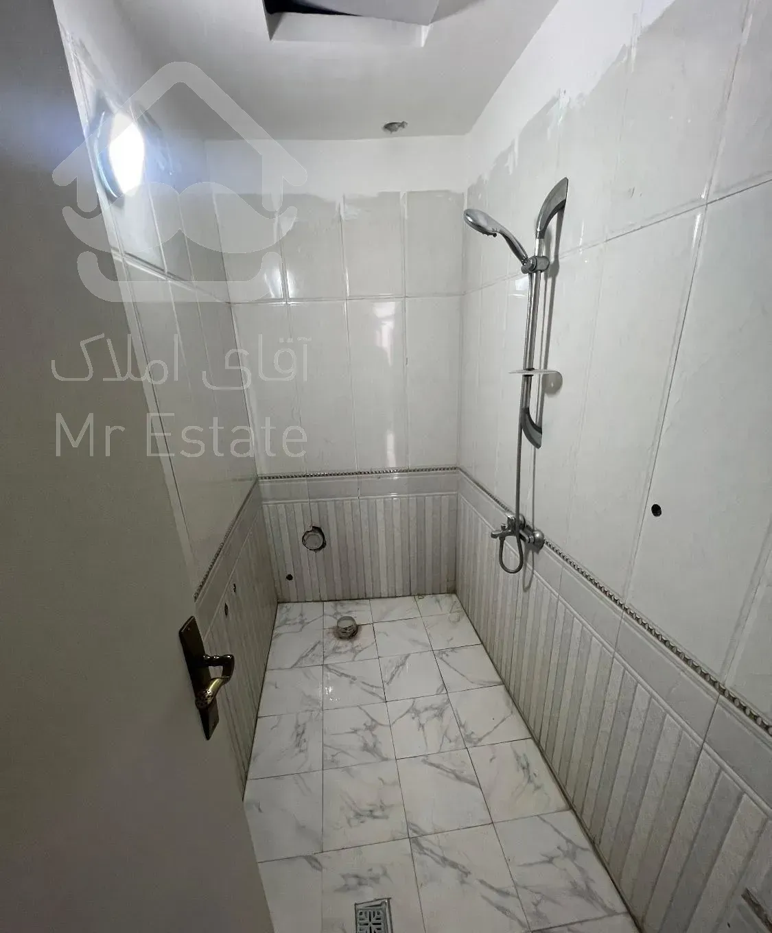 آپارتمان نوساز ۷۵ متری فول امکانات