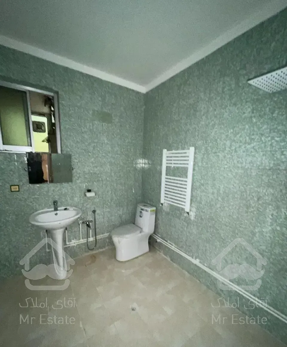 ۱۸۰متر ۳خواب طبقه دوم