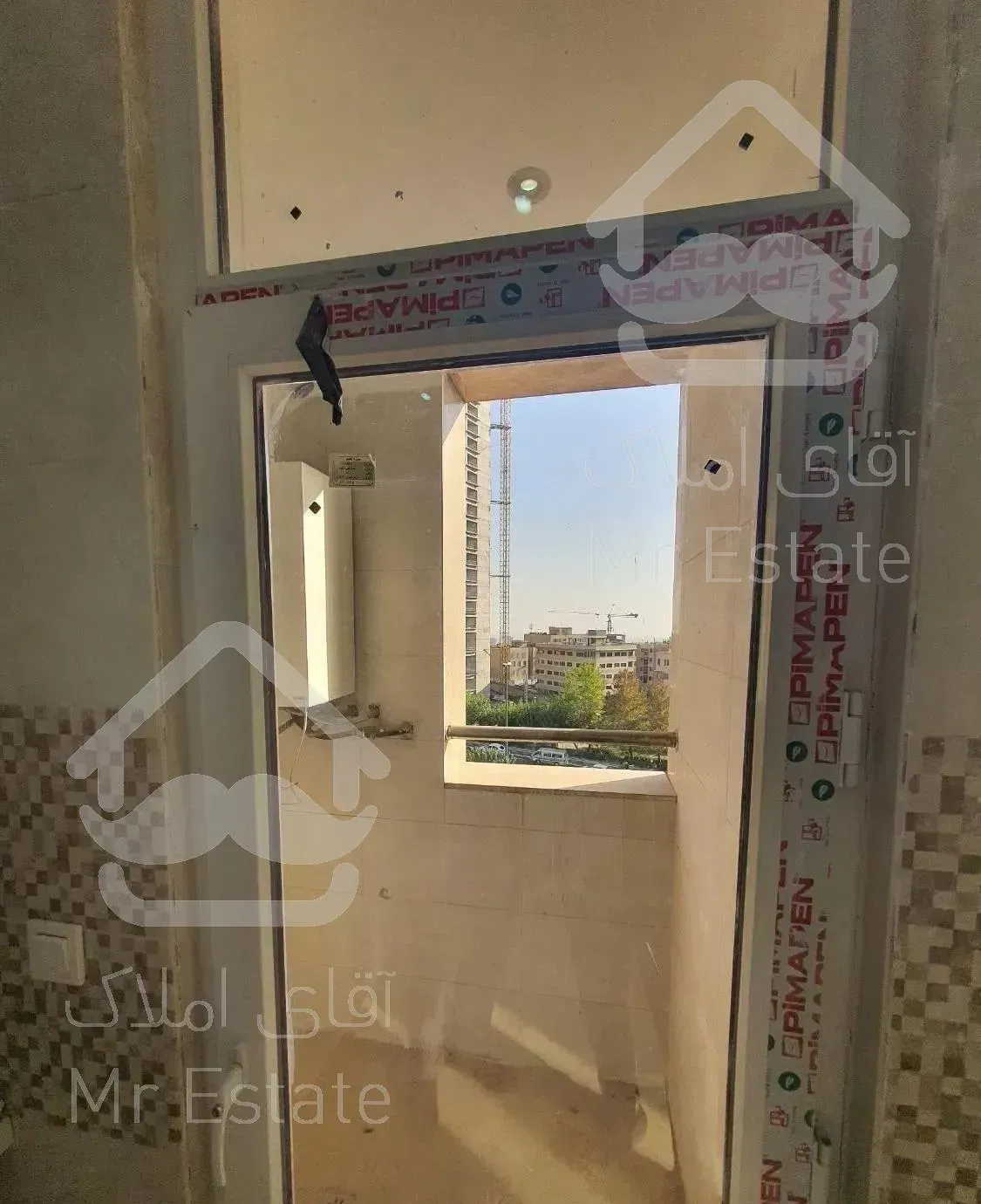 شیخ بهایی جنوبی ،  والفجر ( ایران شناسی) ۱۱۱ متر