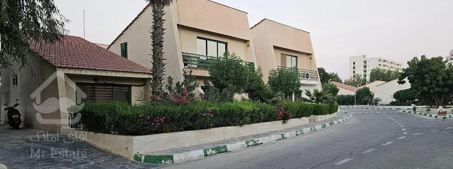 فروش خانه ویلایی ۱۳۰ دامون گیت