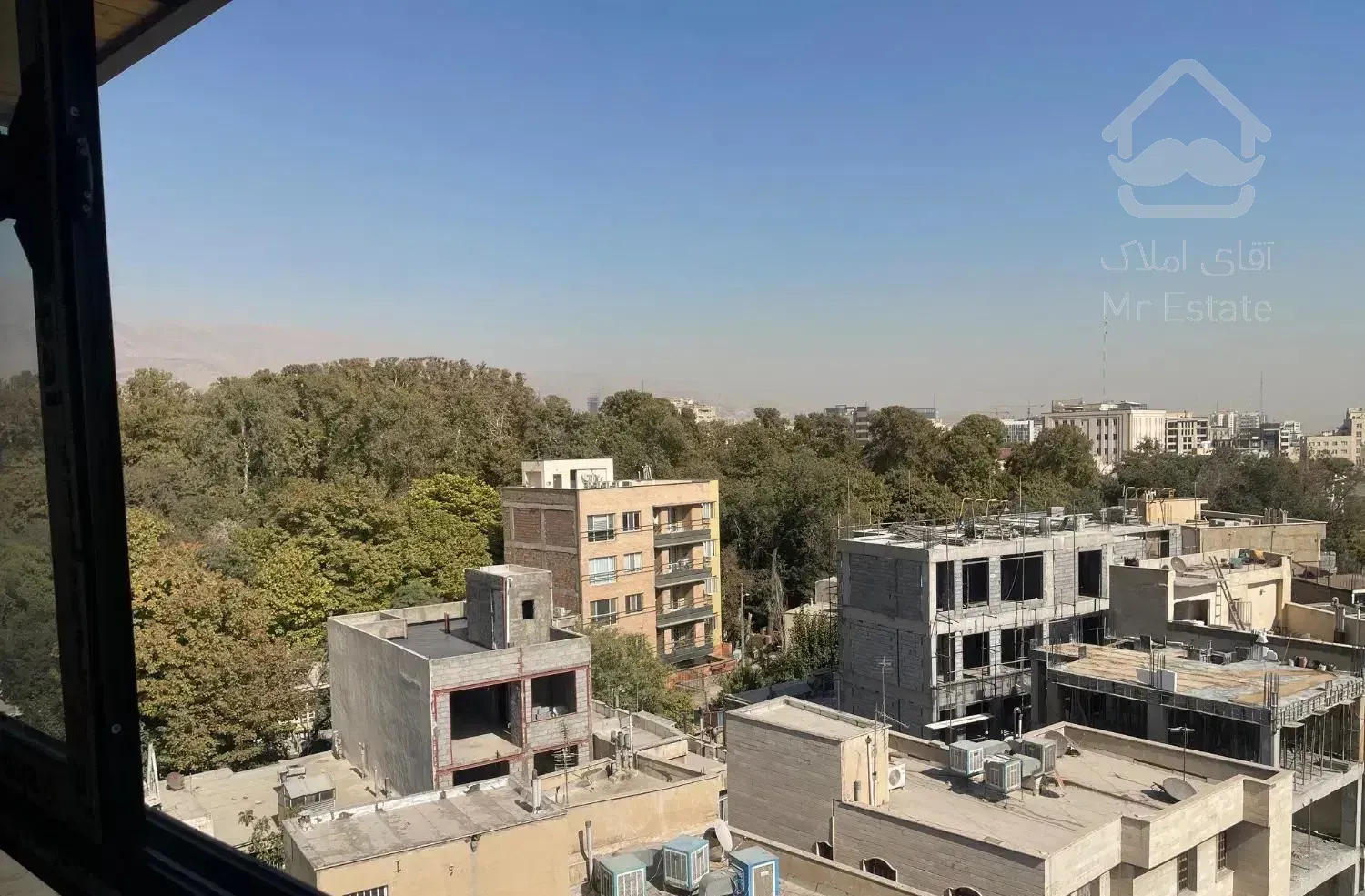 ده ونک، ۱۰۱ متری بدون مشرف و ویو