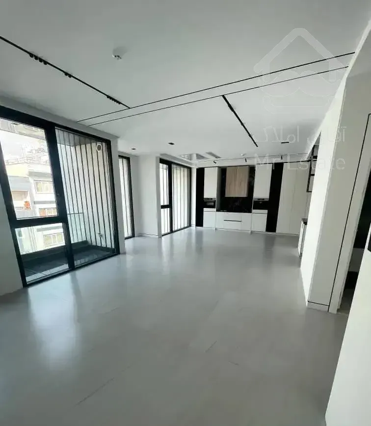 زعفرانیه ۱۳۹ متر ۲ خواب مستر ۲ پارکینگ برج باغ