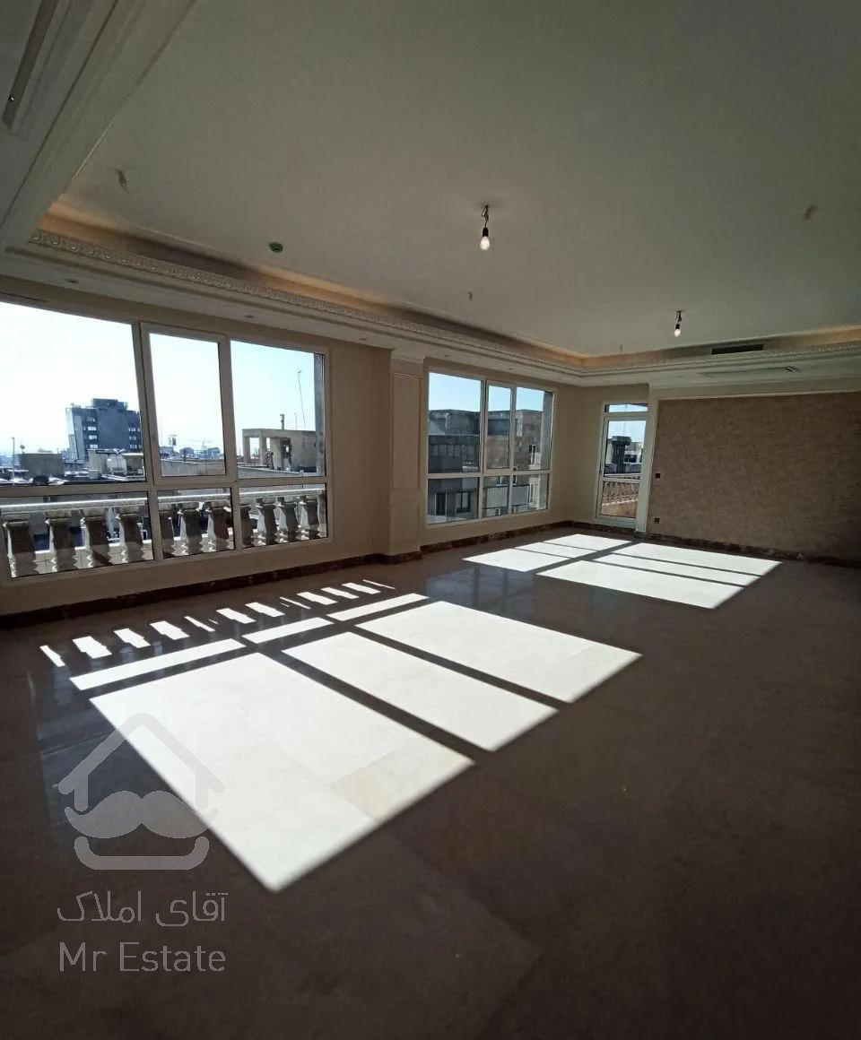 آپارتمان ۲۹۲ متر چهارخوابه کلیدنخورده سنایی