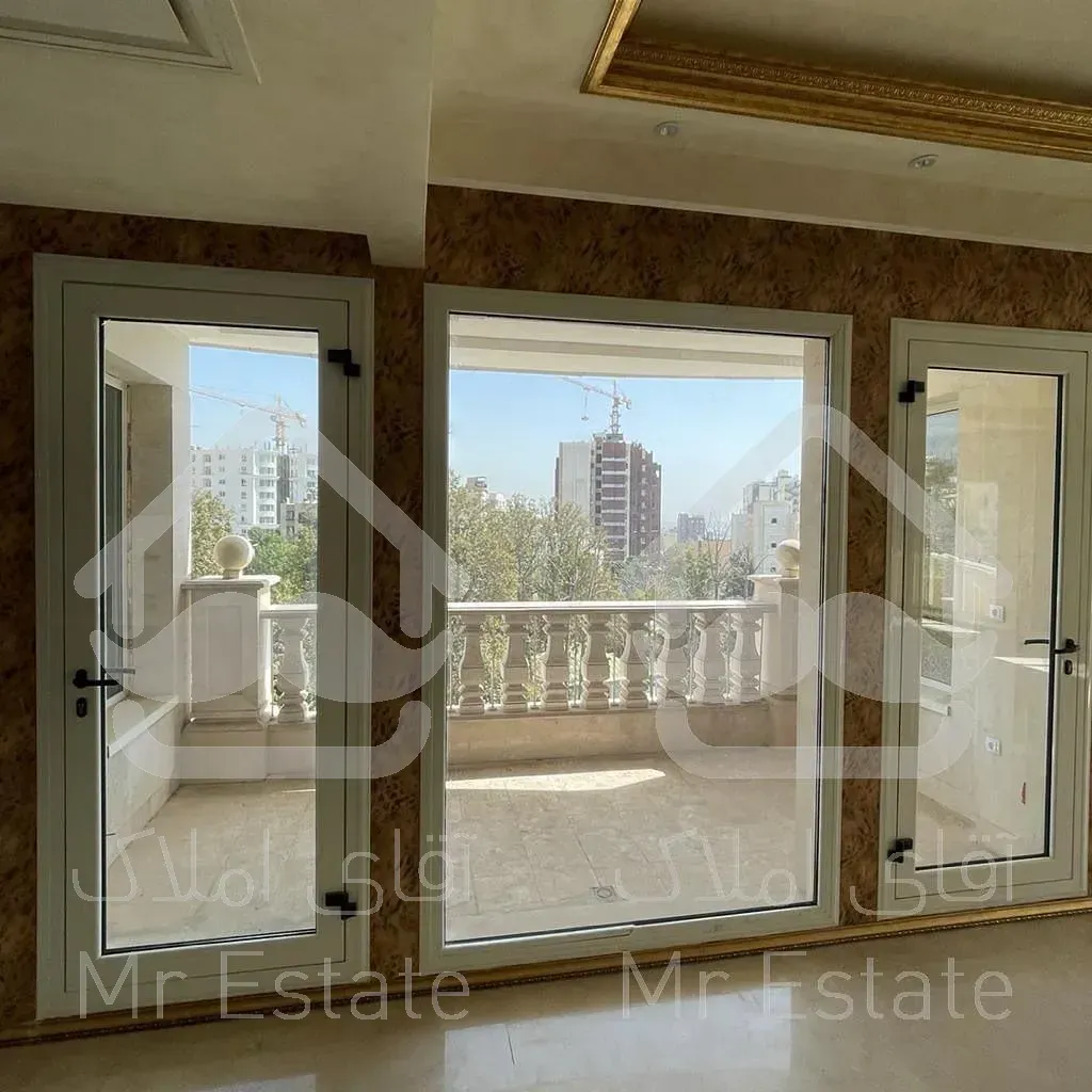 چهار خواب در آجودانیه ۴۰۰ متر