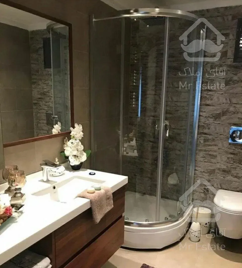 ۱۰۰ متر ،سازمان برنامه،سالن پرده خور،دیزاین شده