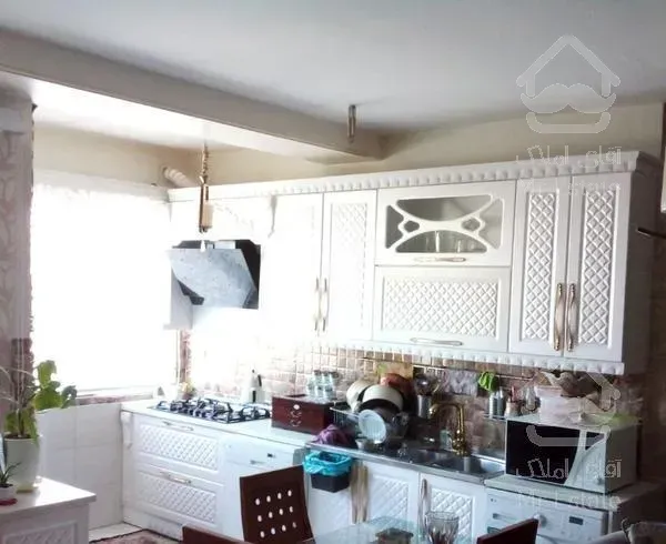 ۹۴متری.بلوارارم ششم شرقی.۵۰۰متر فاصله تا بلوار ارم