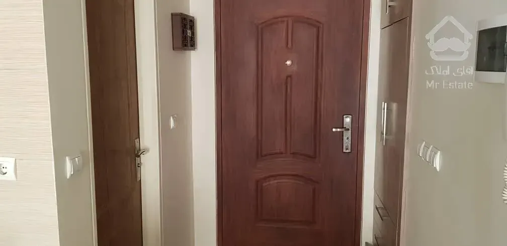 ۶۵ متری شاهین شمالی فول استخر سونا جکوزی سالن ورزش سالن تشریفات لابی لابی من فضای سبز