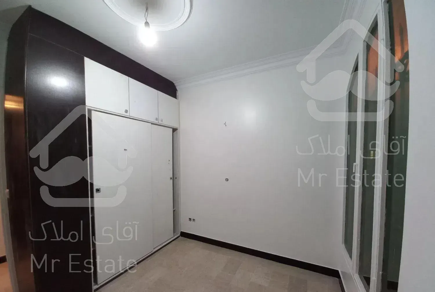 105مترحسین آباد ، شیان ، لویزان خیره کننده و بینقص