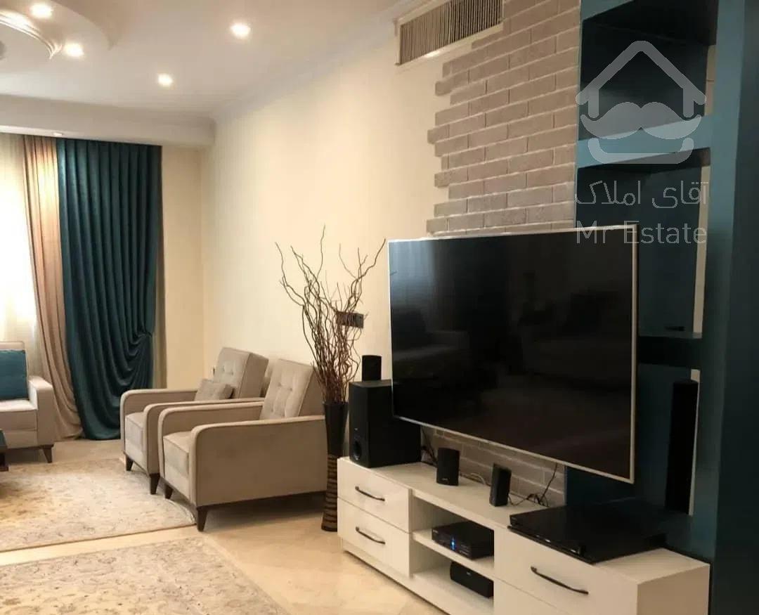 جردن ولیعصر/۱۳۰متر/۳خواب/دو پارکینگ سندی