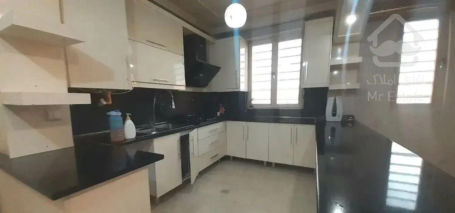 آپارتمان ۹۷ متری دوخواب/پارک حسینی/نظام آباد