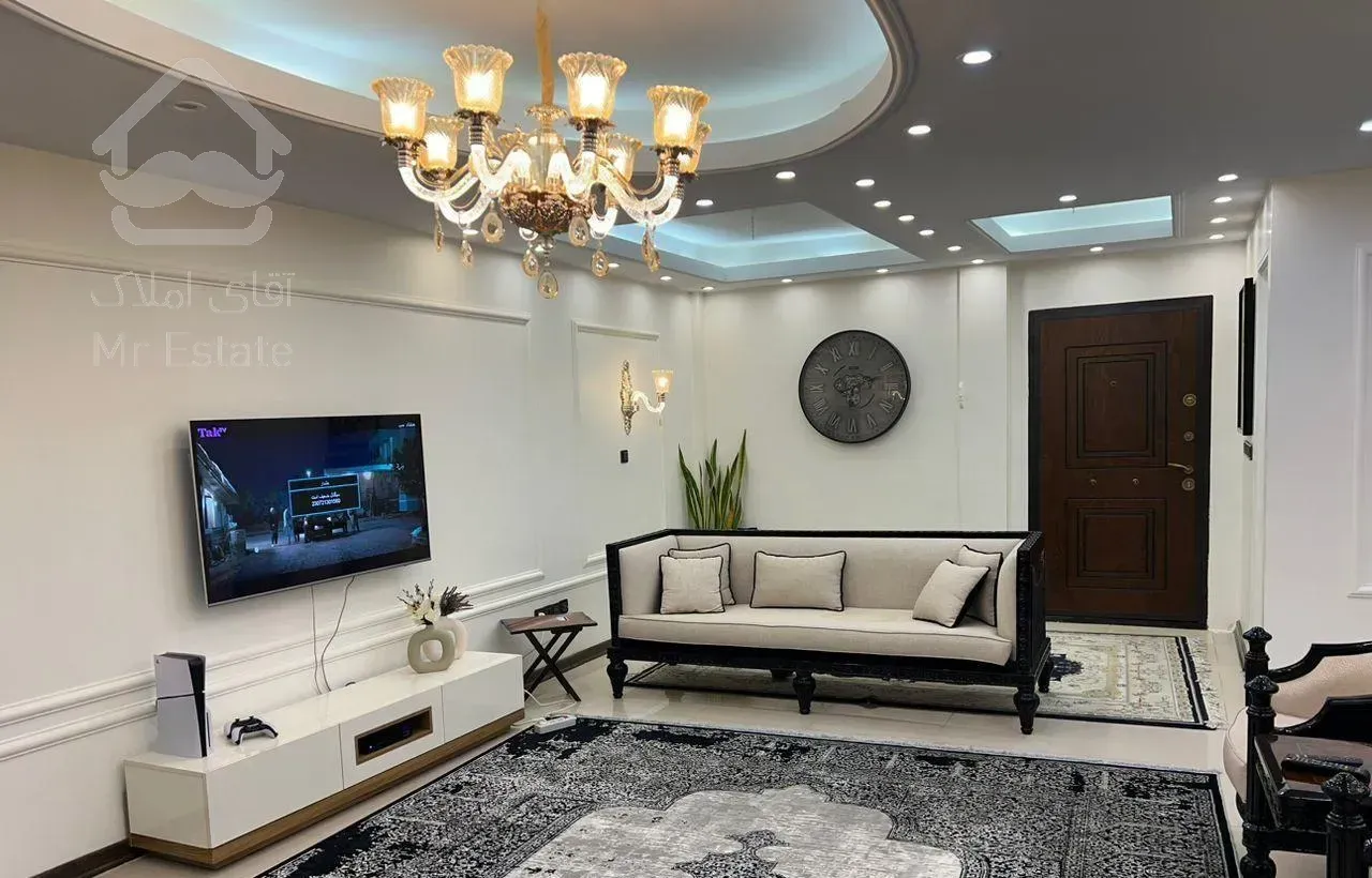 200 متر آپارتمان زعفرانیه طبقات بالا