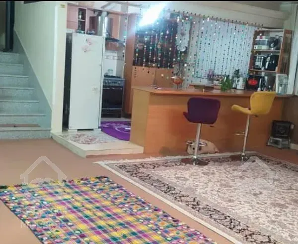 آپارتمان ۱۰۱متر خیابان هاتف