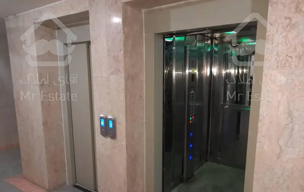 آپارتمان ۹۷ متر و ۲ خوابه میباشد