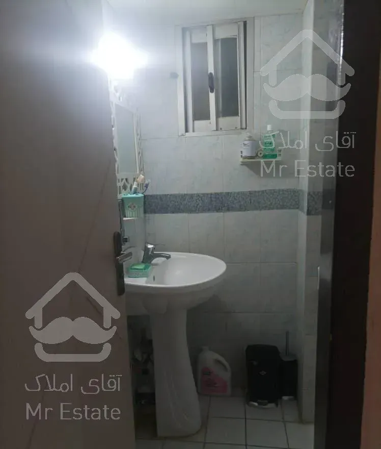 آپارتمان بازسازی کامل 83متر دو خواب