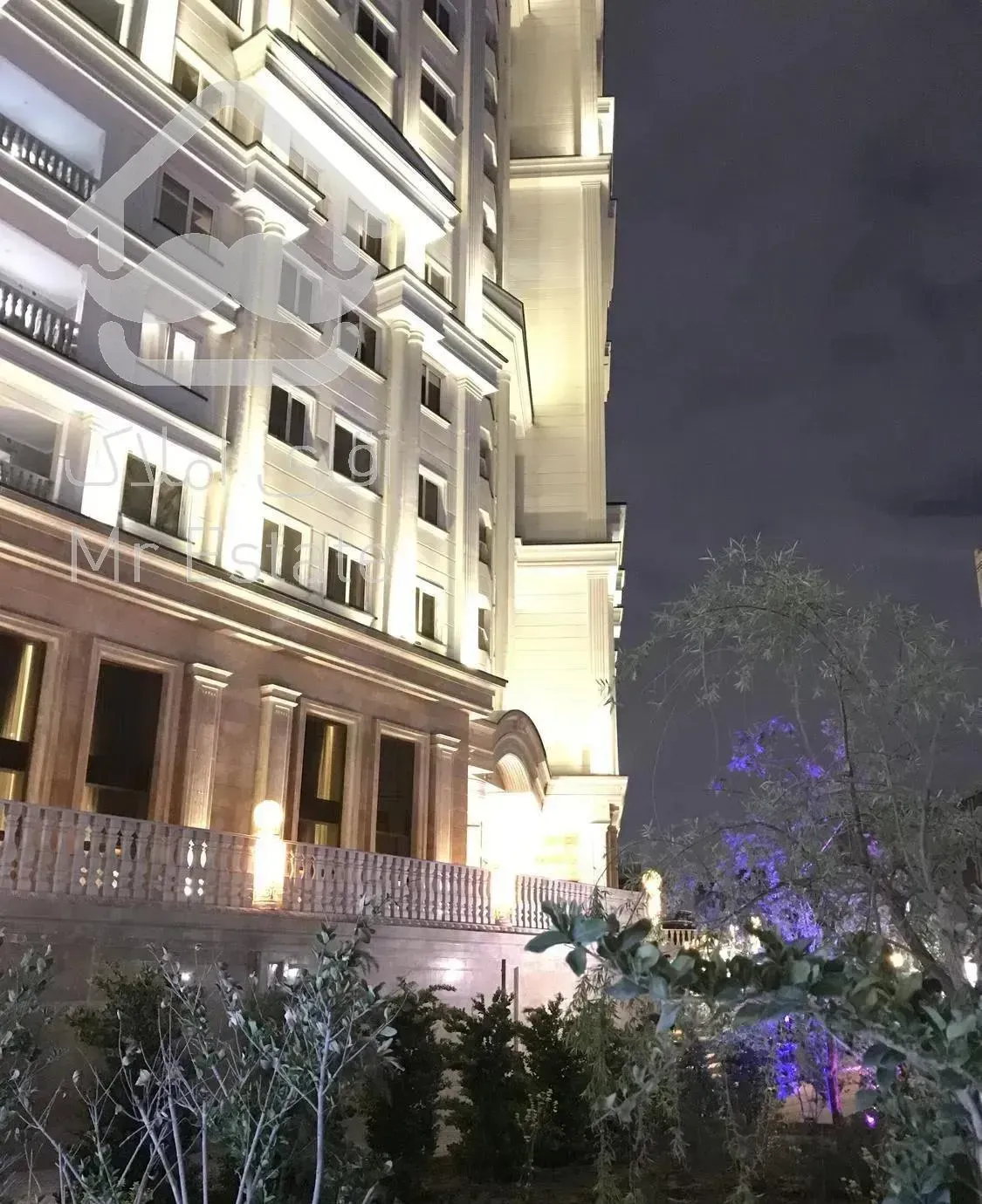 ۱۸۵متر هروی برج باغی مجلل با بی نهایت امکانات