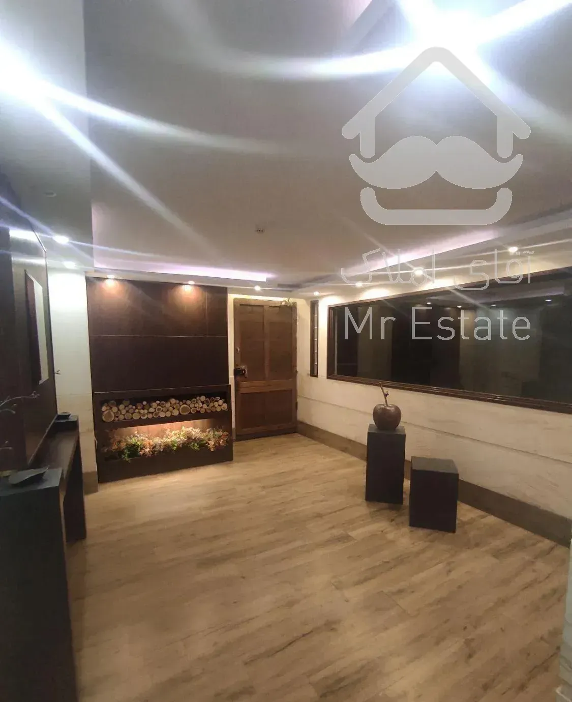 فرمانیه ۱۱۱ متر غرق نور مستقیم ۲ پارکینگ سندی