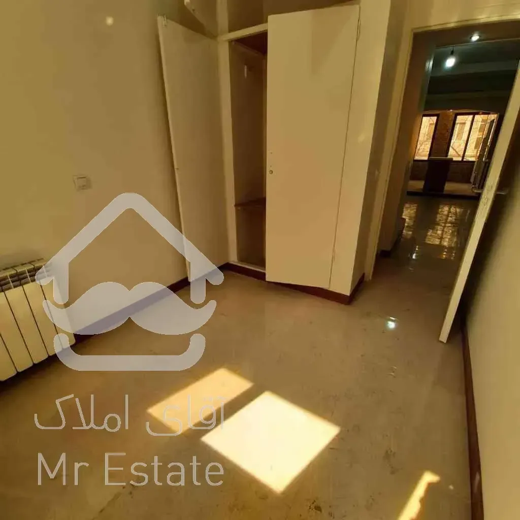 ۶۸متر،۲خواب،در پونک