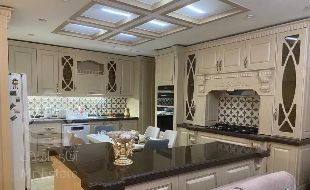 ۳۵۰متر ۴خواب  صاحبقرانیه