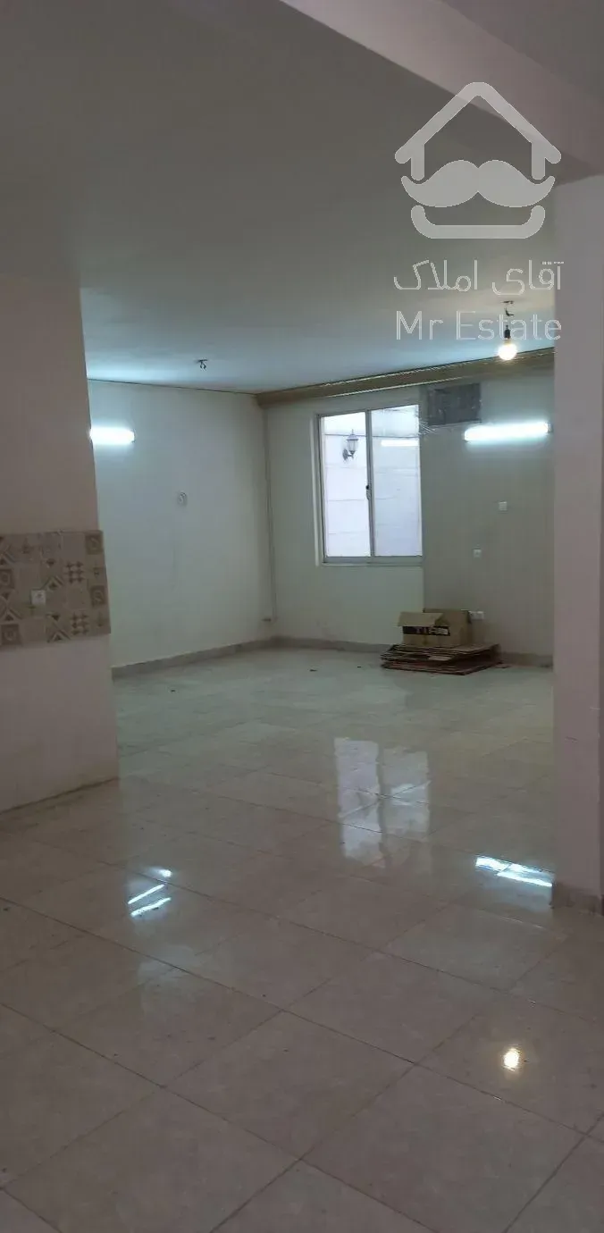 ویلایی/زمین ۱۱۷ متر/ پشت معلم/۹۷ متر بنا/۲ خواب