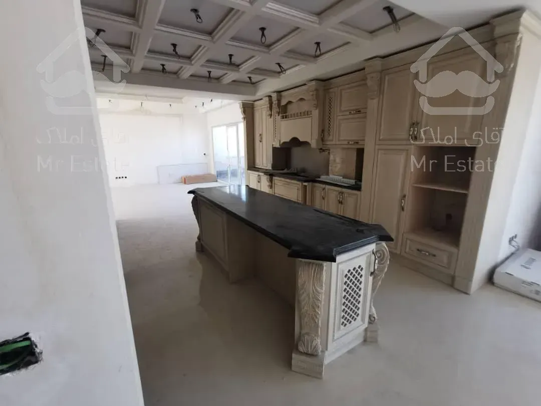 پنت ۳۰۰ متری در برج زیبا و لاکچری رُزلند