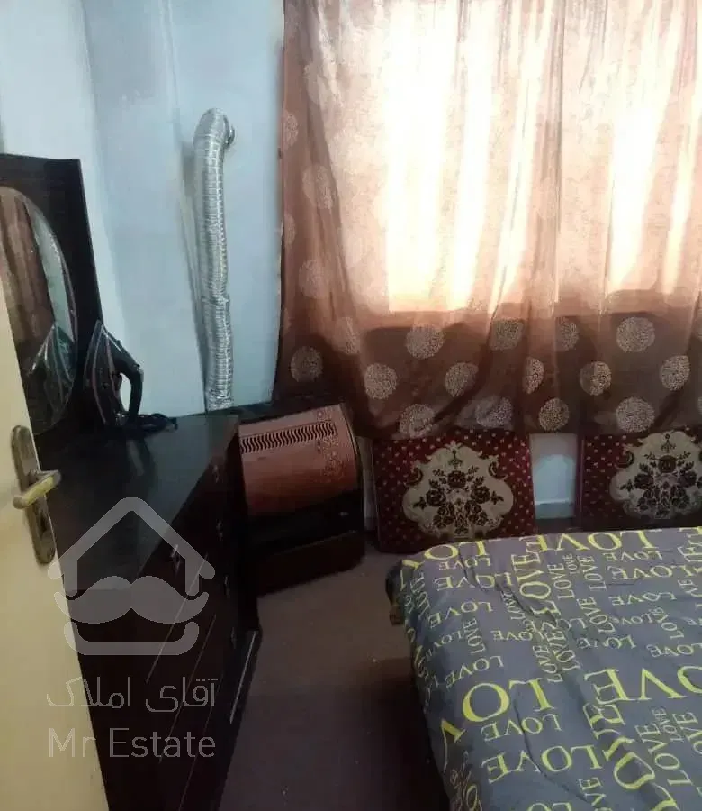 اپارتمان خ رودباری براصلی ط۴ / ۱۱۰متر /۲۰۰ماهی۸