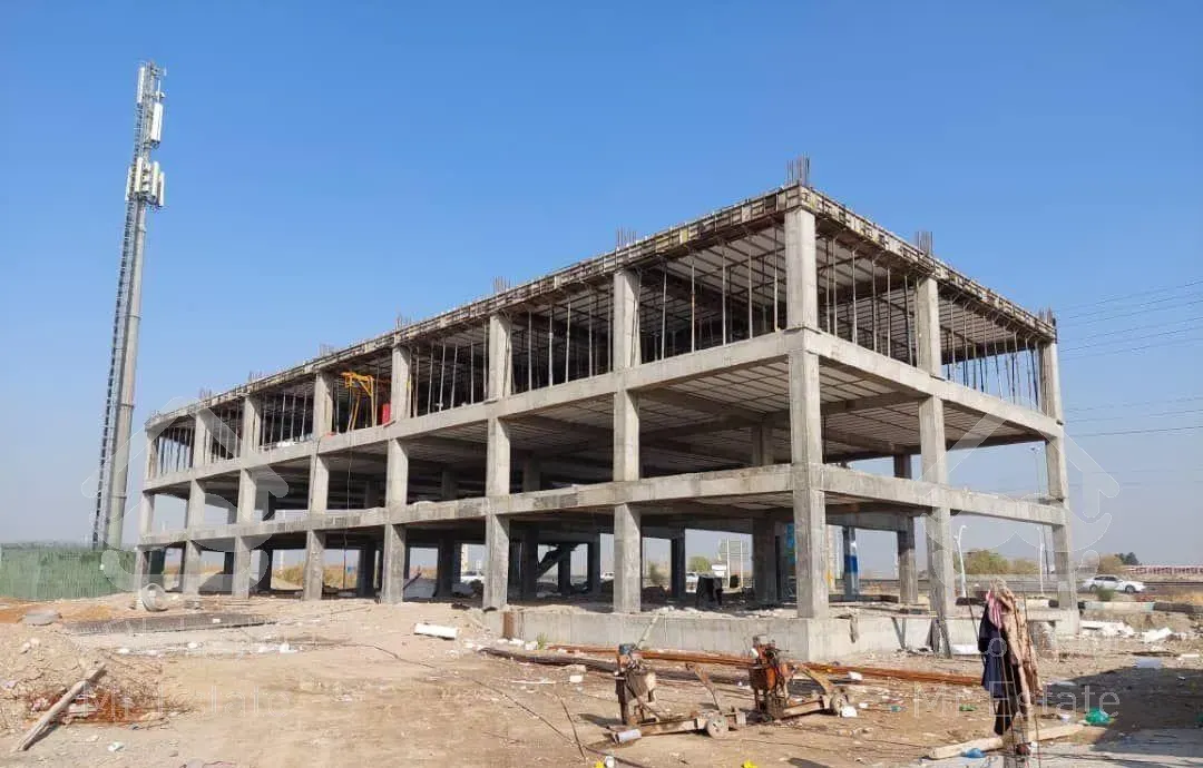 اجرای سقفهای بتنی و فلزی تیرچه وفوم و ارماتوربندی