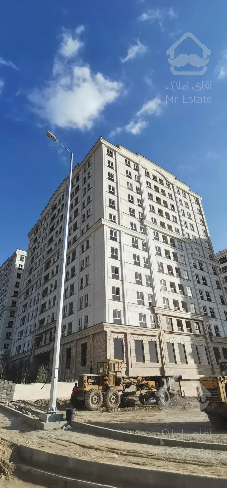 ۱۱۵متر/برج باغ رونیکاپالاس/پاسداران